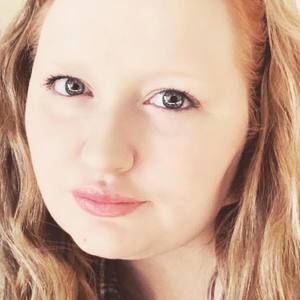 Meet your Posher, Abigail